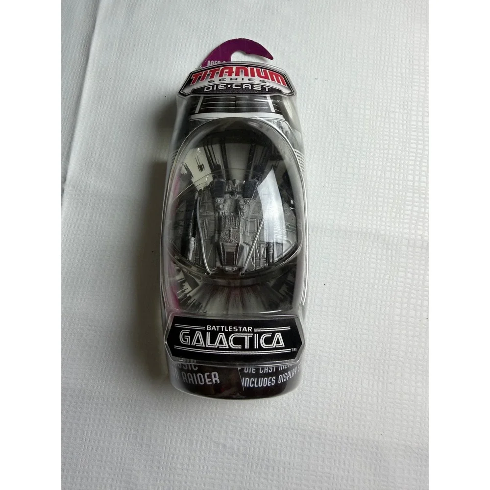 Hasbro Titanium Series Battlestar Galactica Classic Cylon Raider Die-Cast 2006